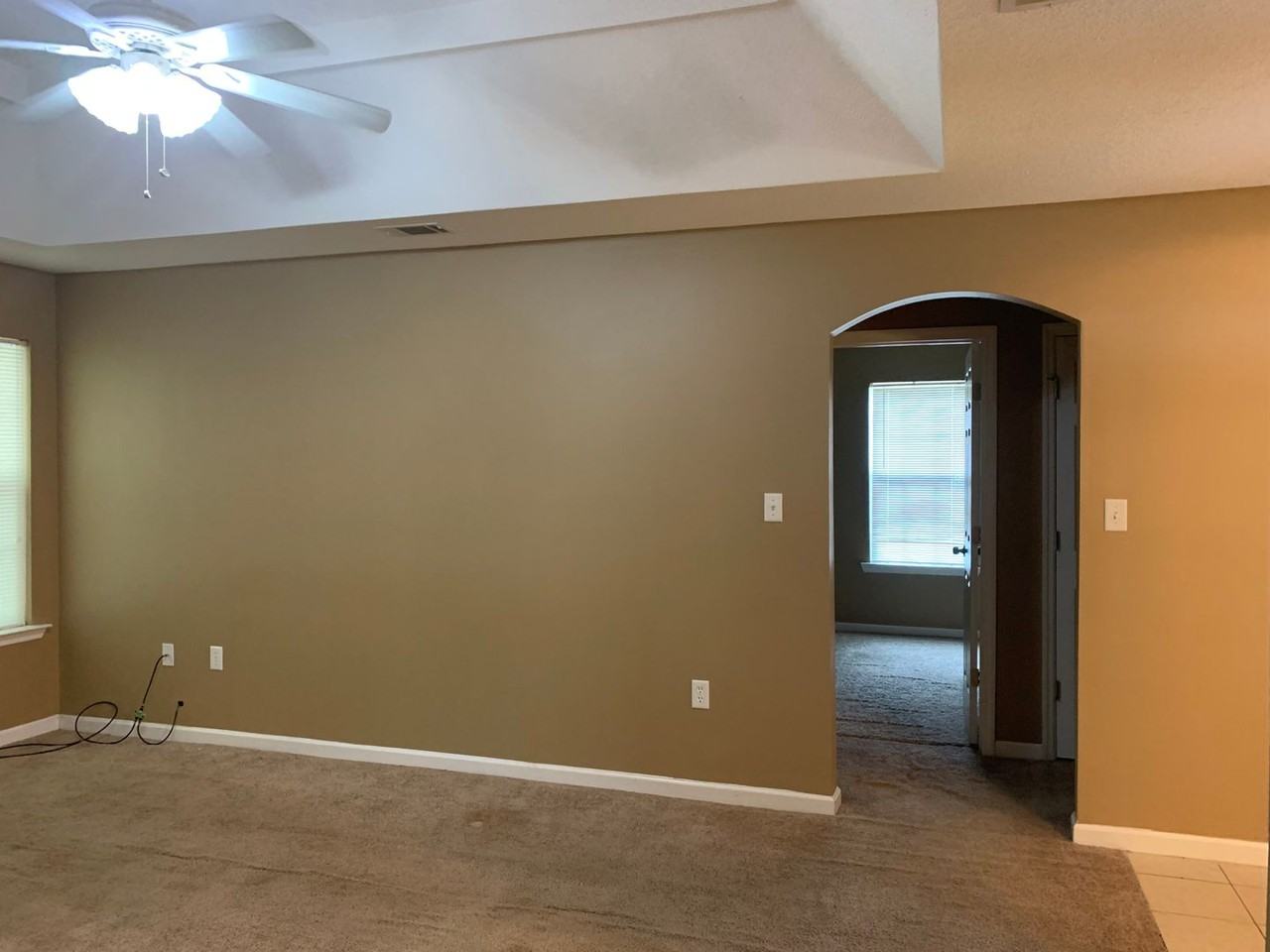 4280 Shelby Ln - Photo 7 of 15