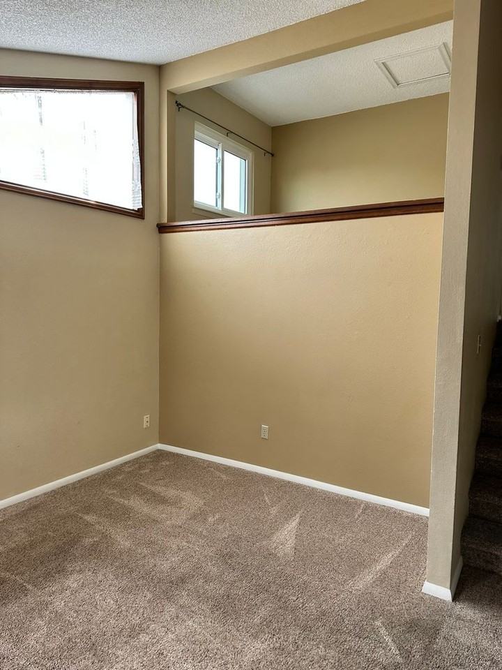 4412 Ontario Ave - Photo 2 of 17
