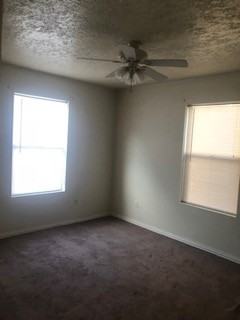 617 W 17th St - Photo 6 of 7