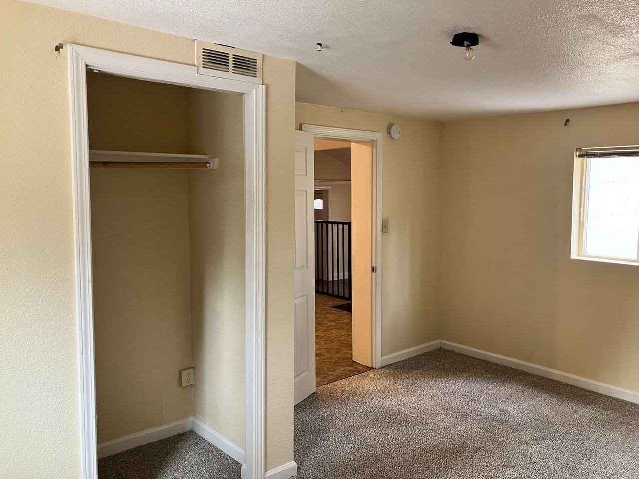 2498 Armstrong Ave - Photo 3 of 13