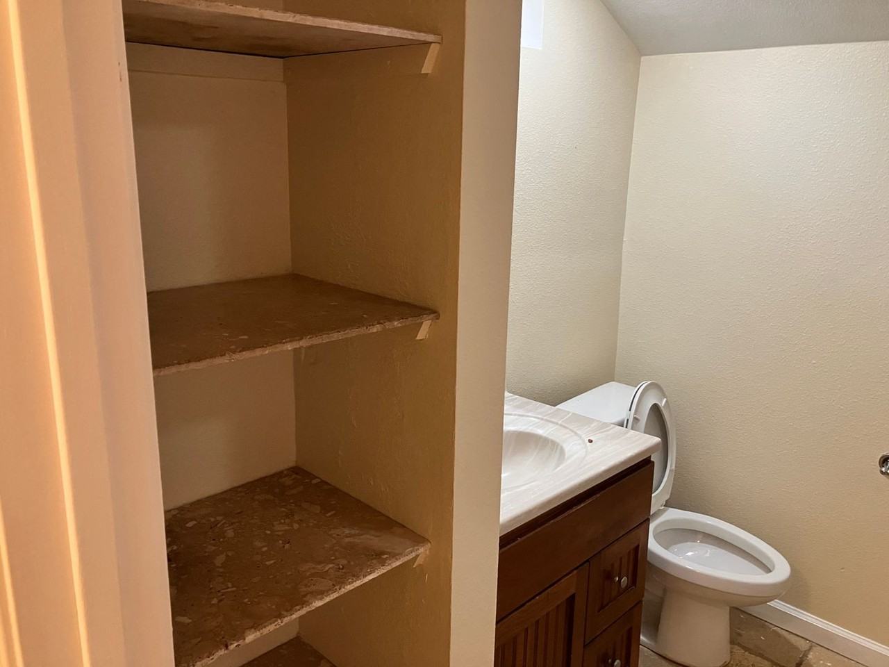 2498 Armstrong Ave - Photo 7 of 13