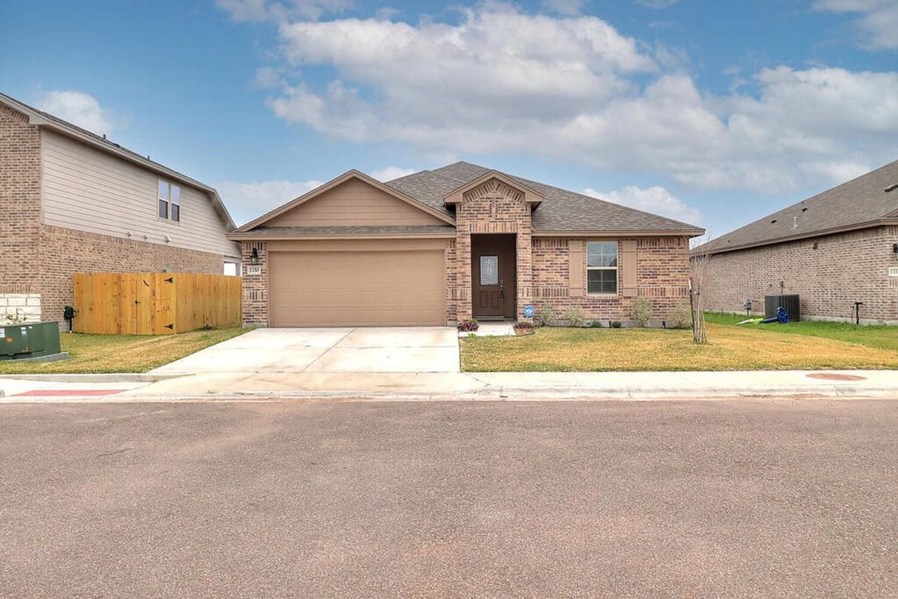 1330 Trent Park Ln - Photo 2 of 50