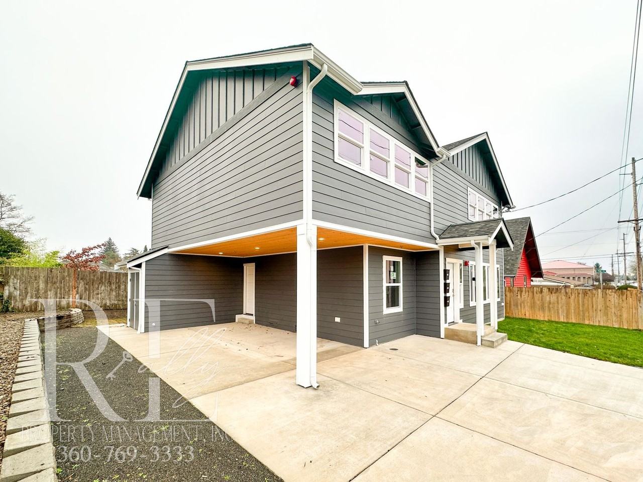 1702 13th St #201C - Photo 4 of 14