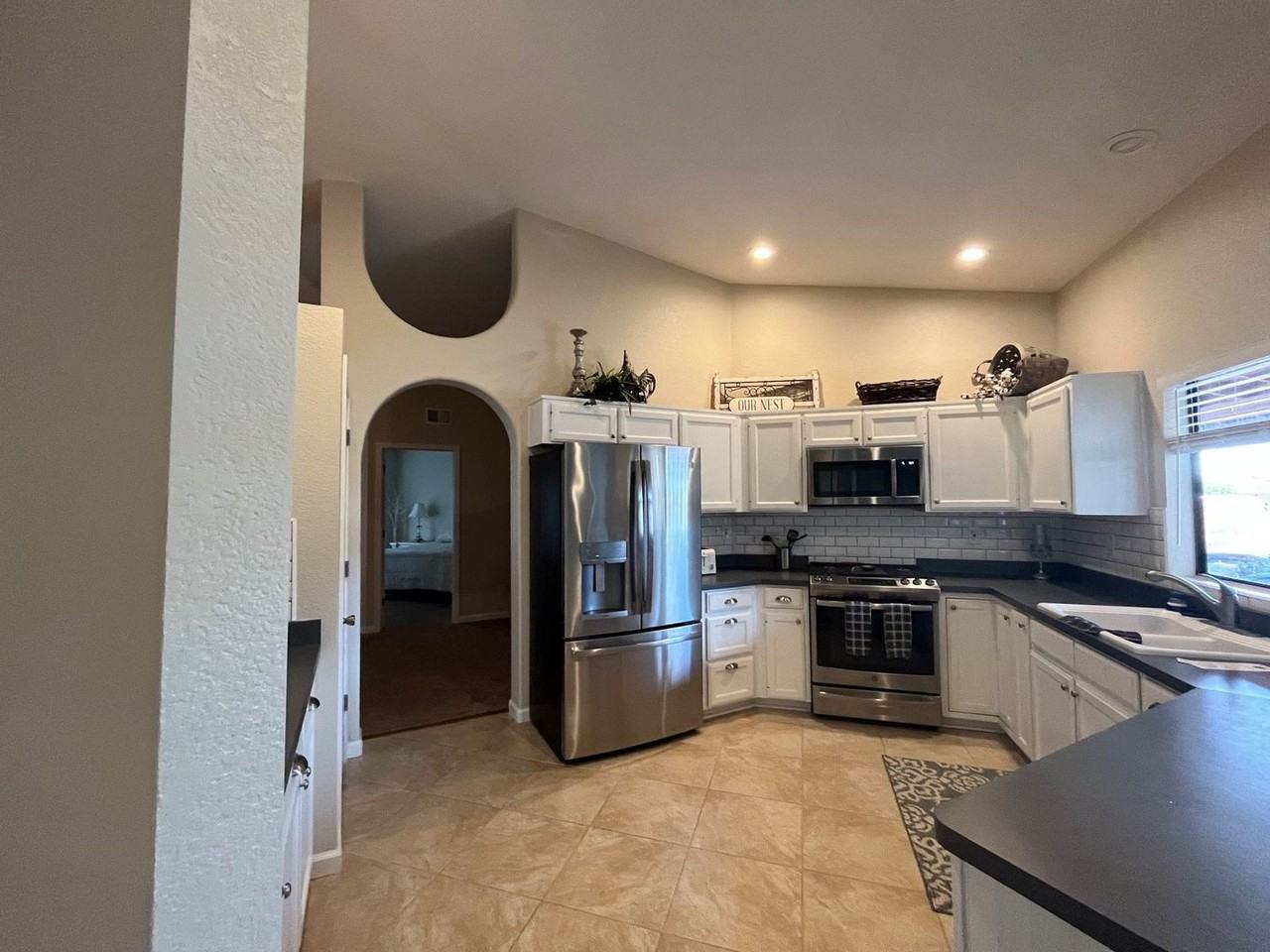 5102 Calle Cumbre - Photo 2 of 13