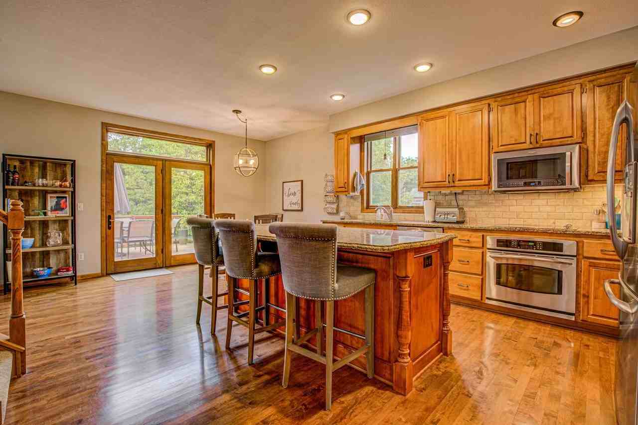 2456 Hunter Dr - Photo 5 of 16
