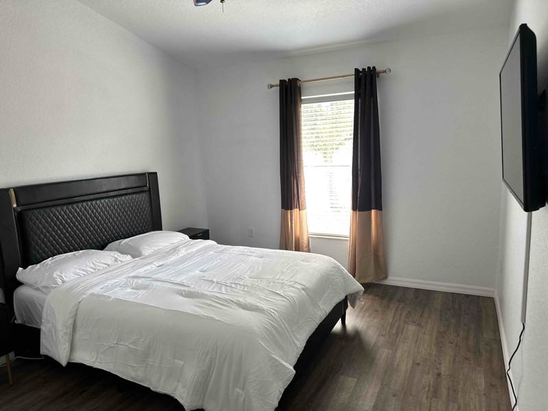 937 Highland Meadows St - Photo 6 of 12