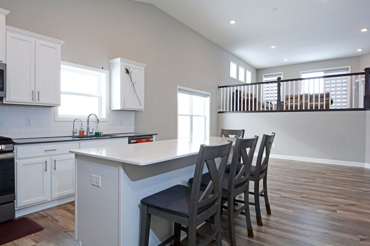 1438 Nutmeg Cir - Photo 2 of 21