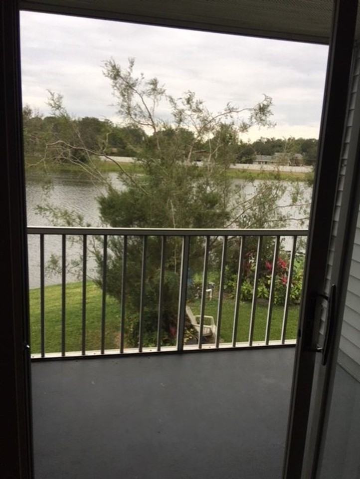 1225 Bermuda Lakes Lane - Photo 2 of 8