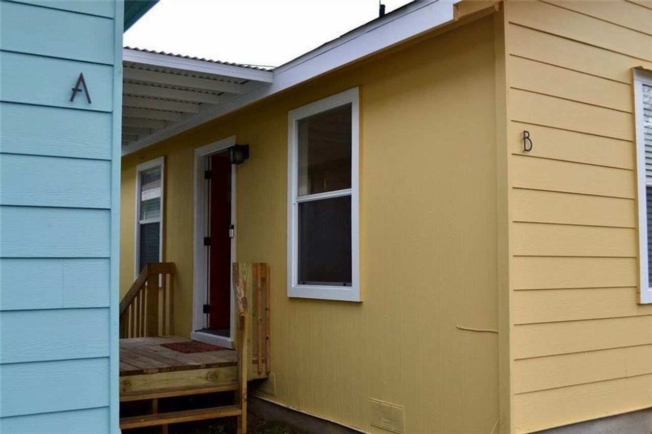 3111 E 13th St - Photo 2 of 15