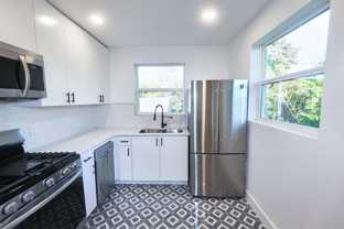 3300 Tom Green St - Photo 1 of 1