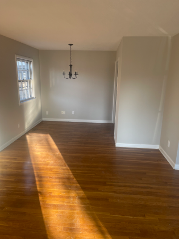 3113 Roselawn Blvd - Photo 2 of 9