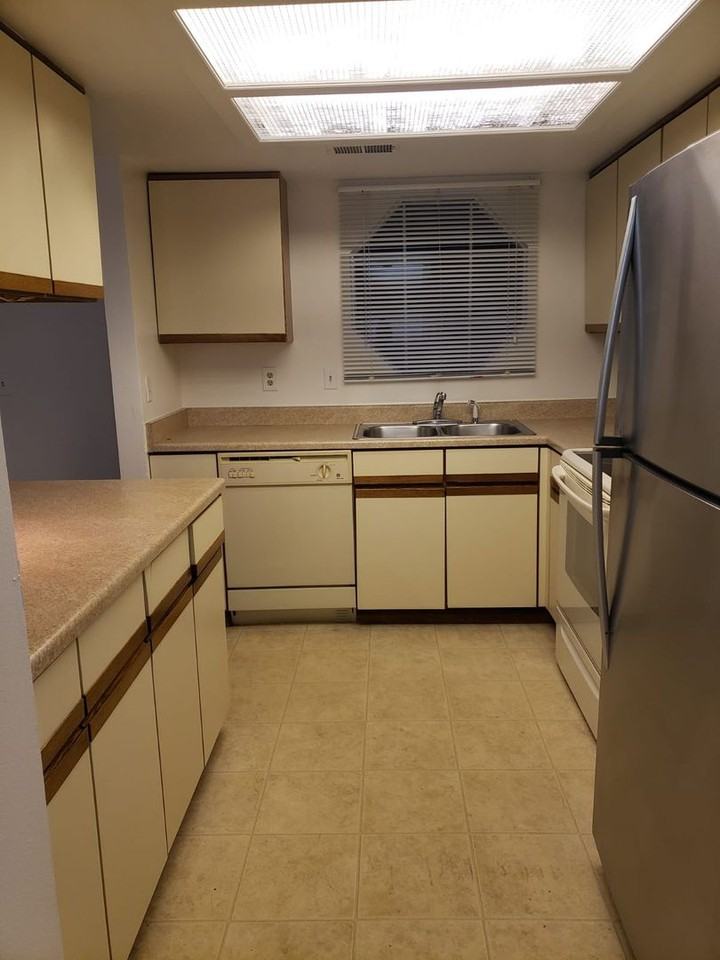 12504 E Pacific Cir #C - Photo 5 of 15