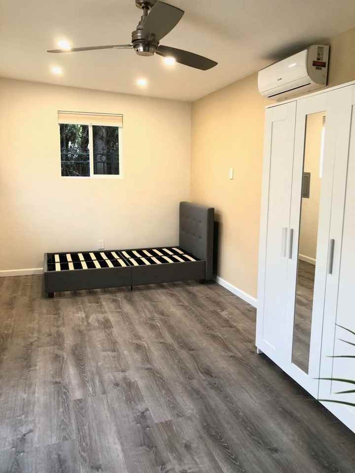 19437 Collier St - Photo 6 of 12