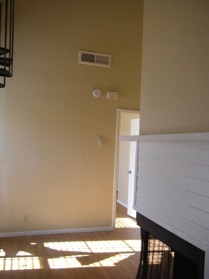 303 W 35th St - Photo 2 of 13