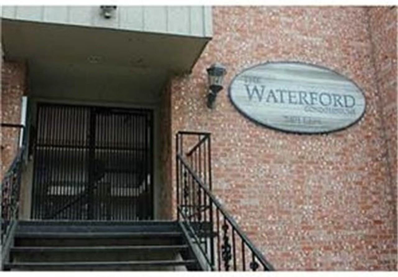 2401 Leon St #301 - Photo 2 of 30