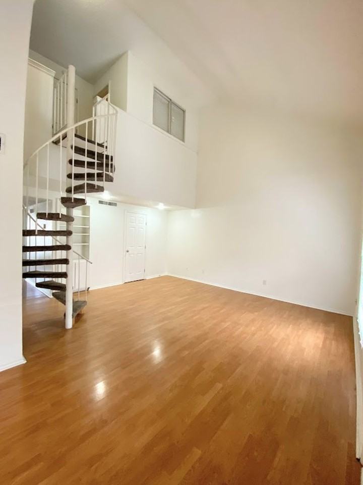 2401 Leon St #301 - Photo 4 of 30