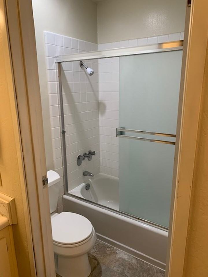 3205 Golden Oaks Ln - Photo 3 of 13