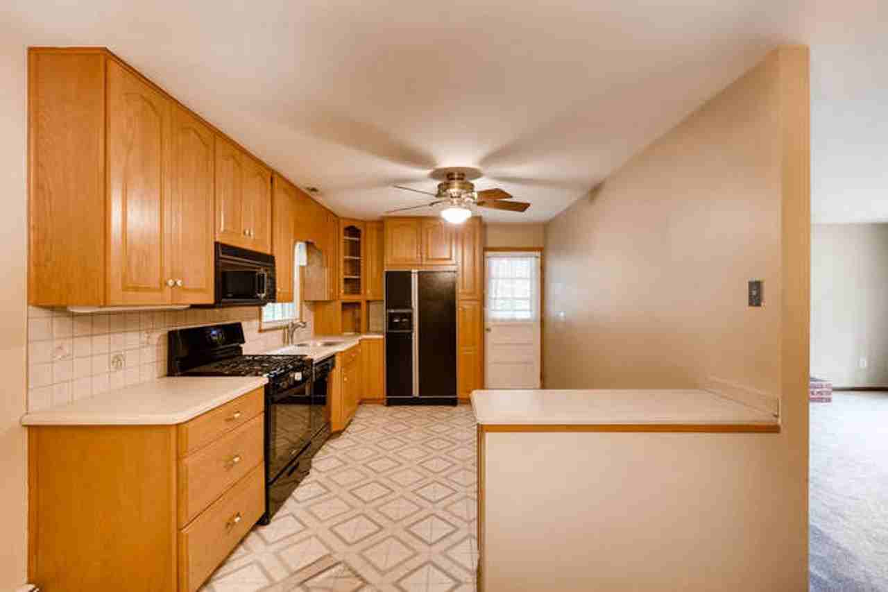 612 Beretta Way - Photo 5 of 12