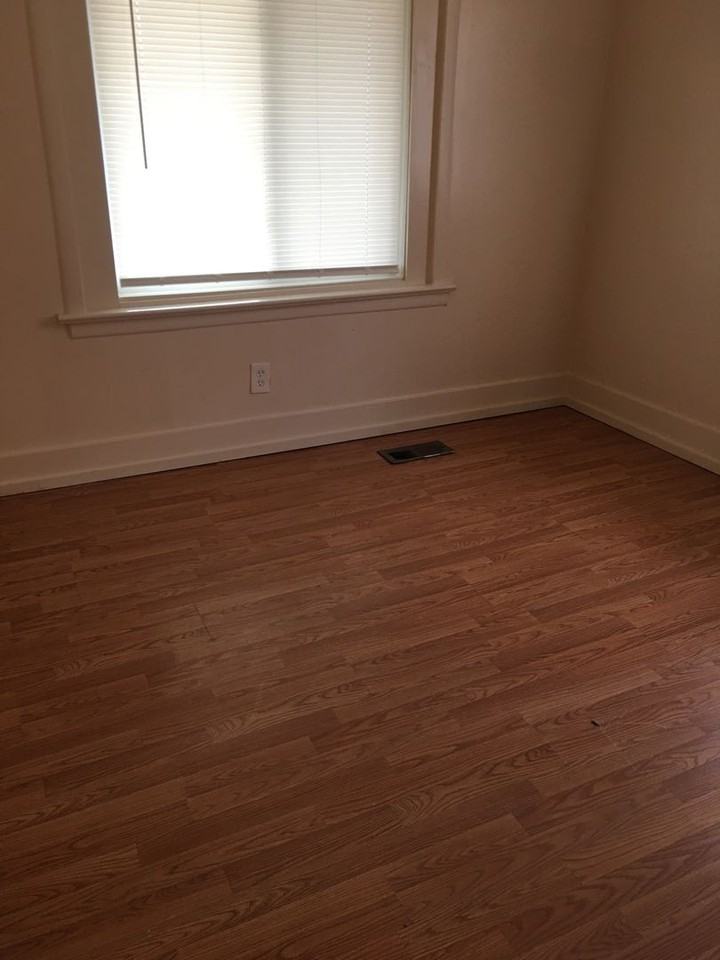 3909 Cuthbertson St - Photo 7 of 16