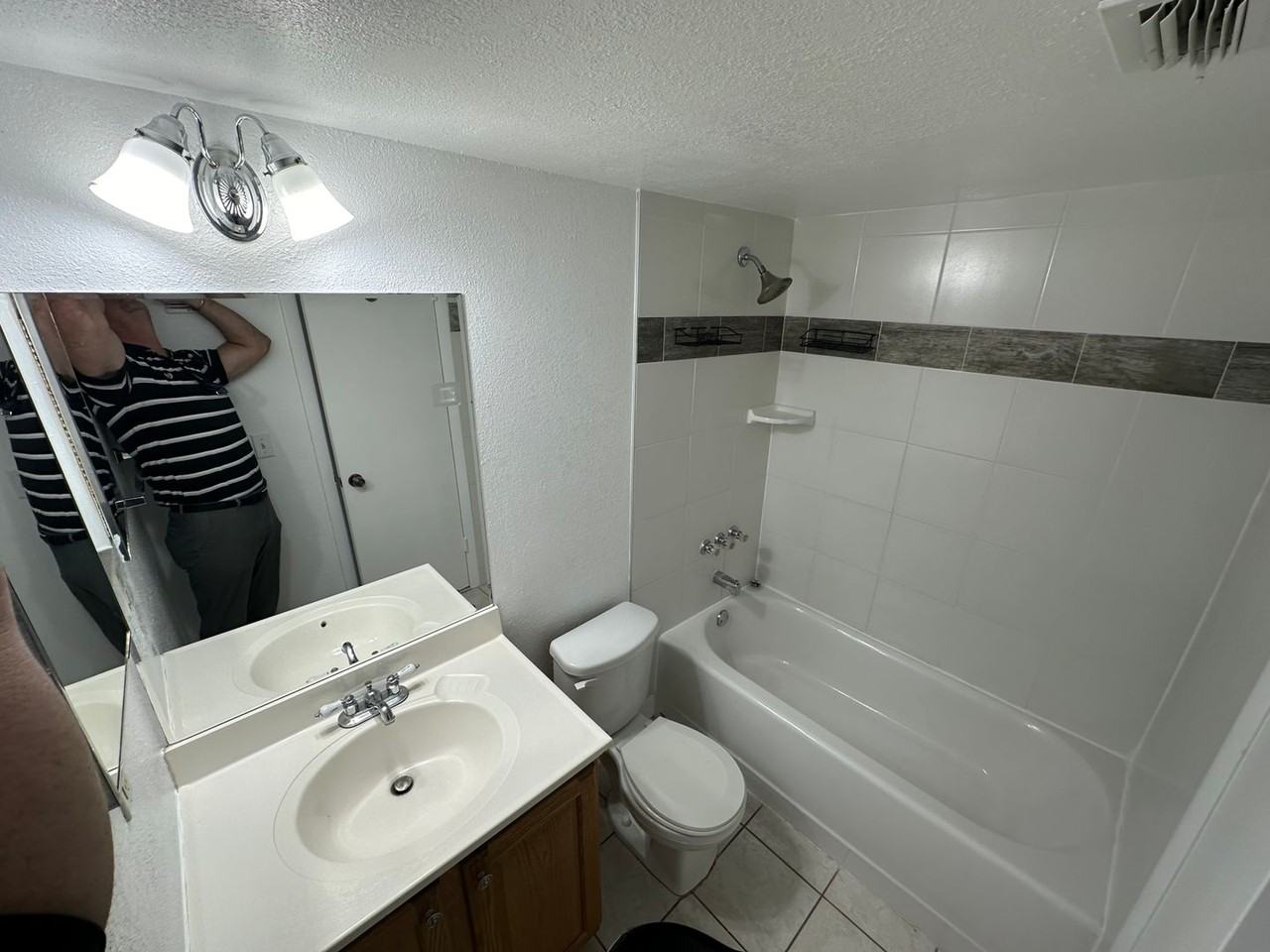 6020 Village Cir - Photo 7 of 14