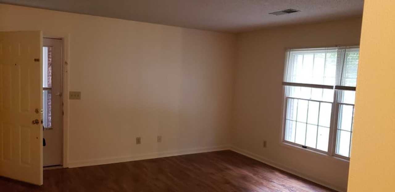 455 Ridgefields Rd #3 - Photo 3 of 20