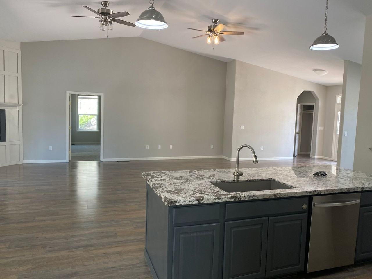 2570 W Moana Ln - Photo 3 of 13