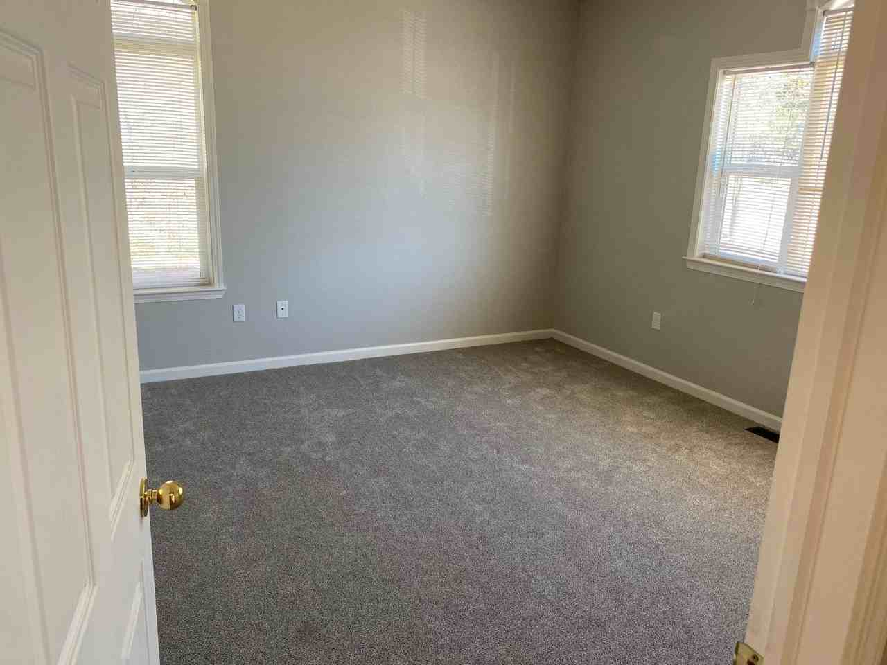 2570 W Moana Ln - Photo 6 of 13