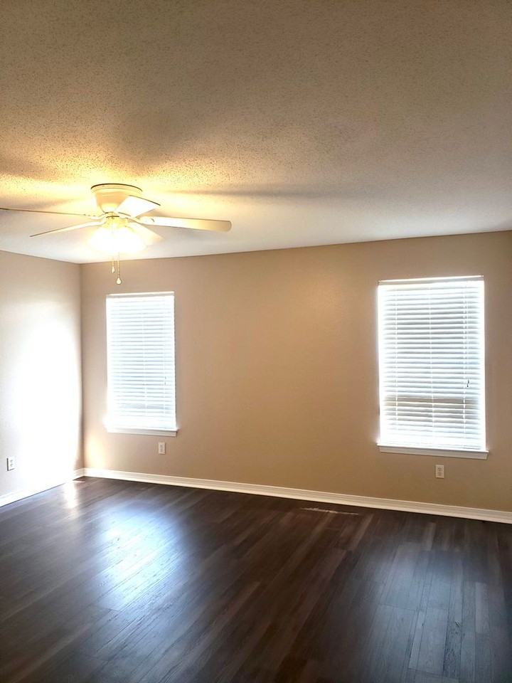 3603 Bay Tree Road - Photo 6 of 35