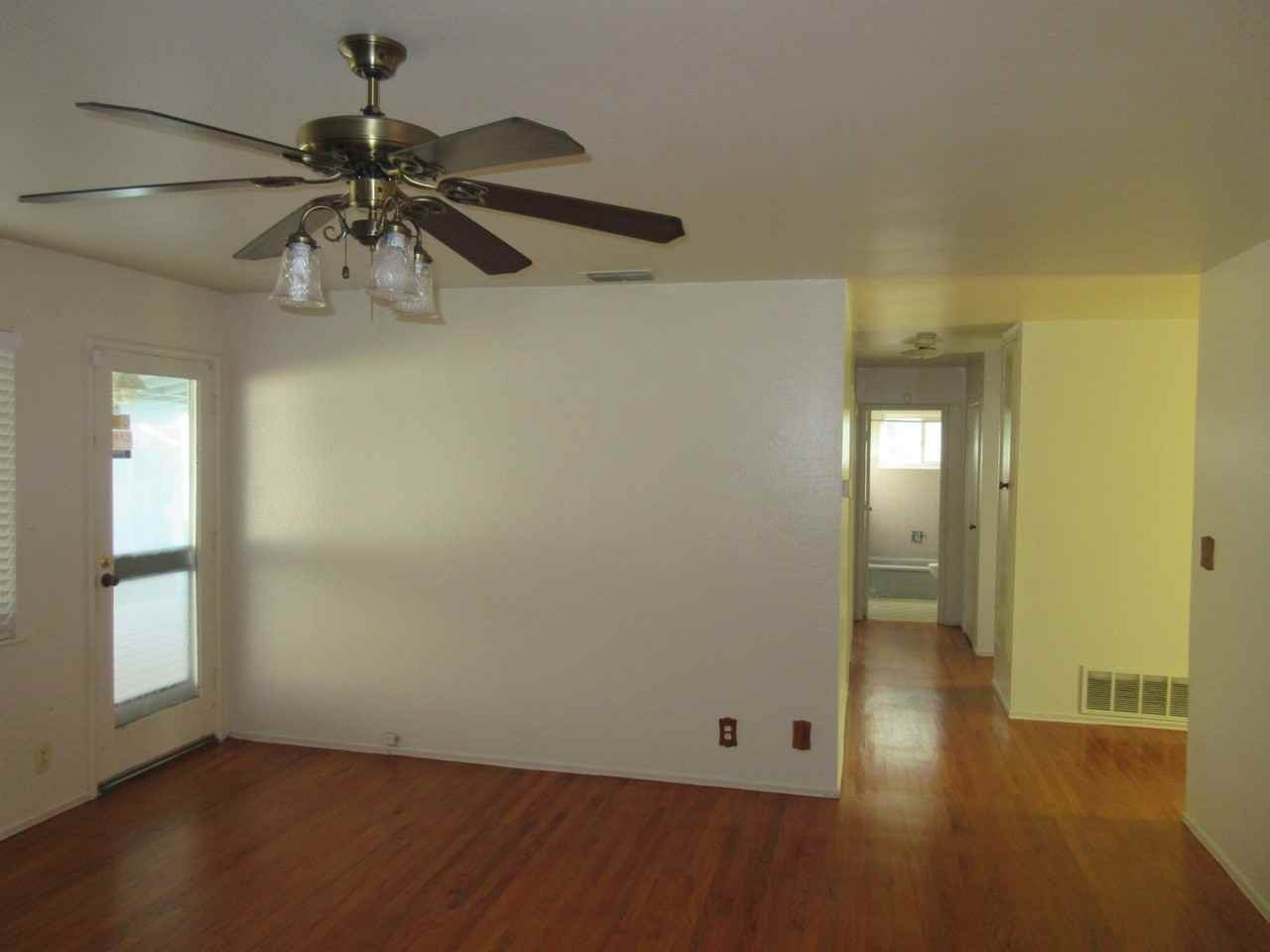 5233 Calistoga Way - Photo 3 of 9