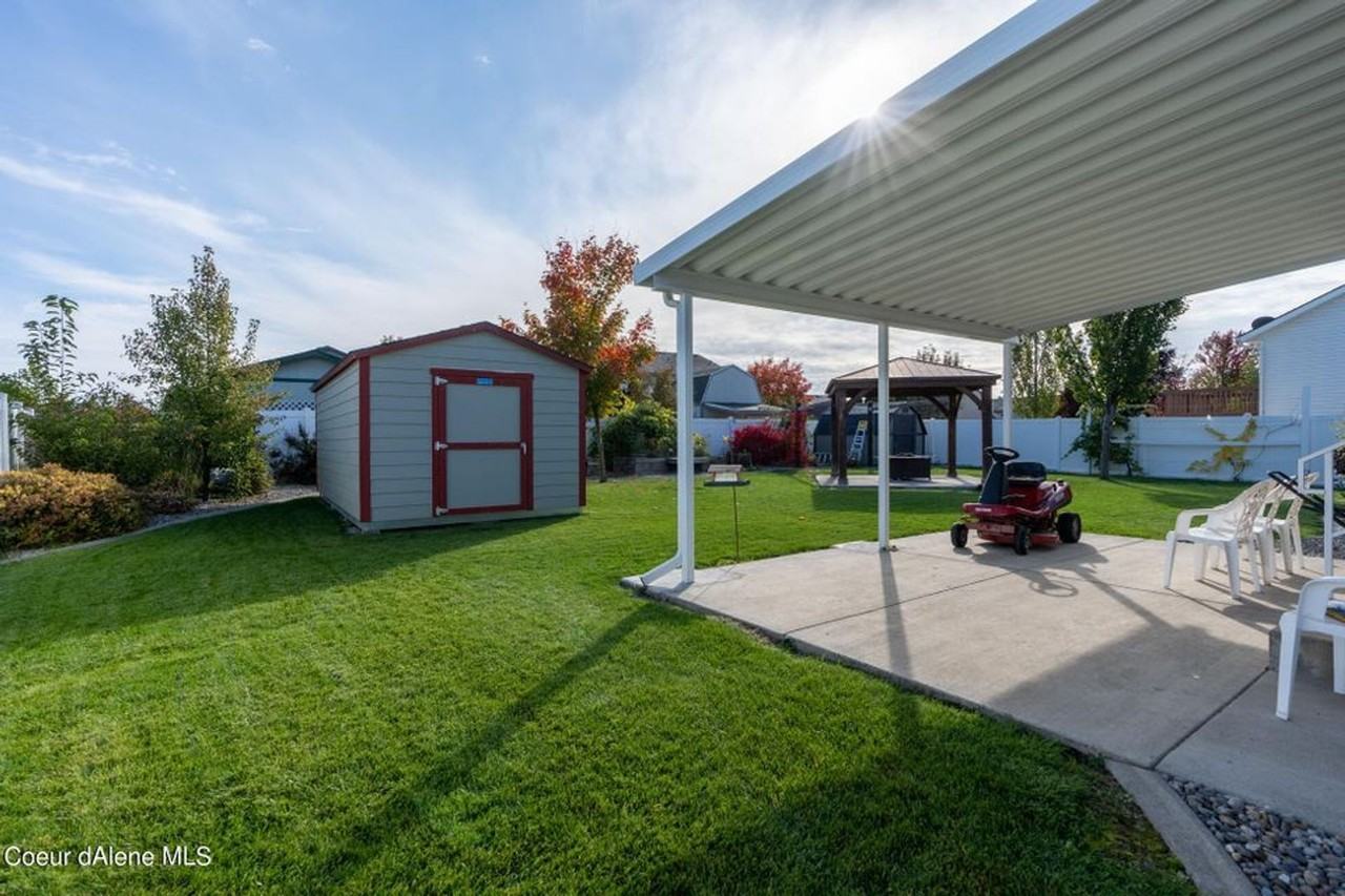 2710 N Tiatan St - Photo 3 of 18