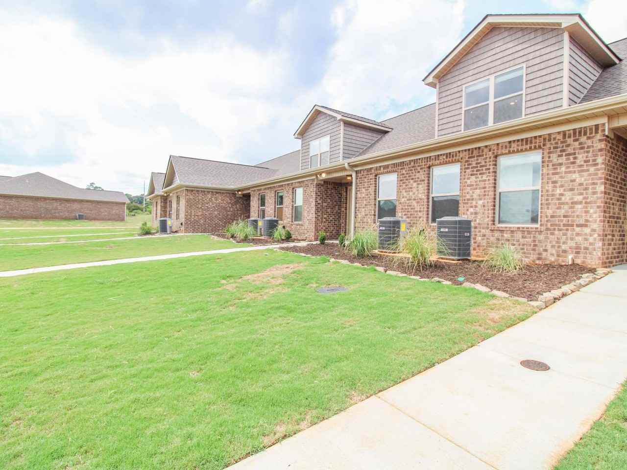 18185 Mae Cir - Photo 2 of 34