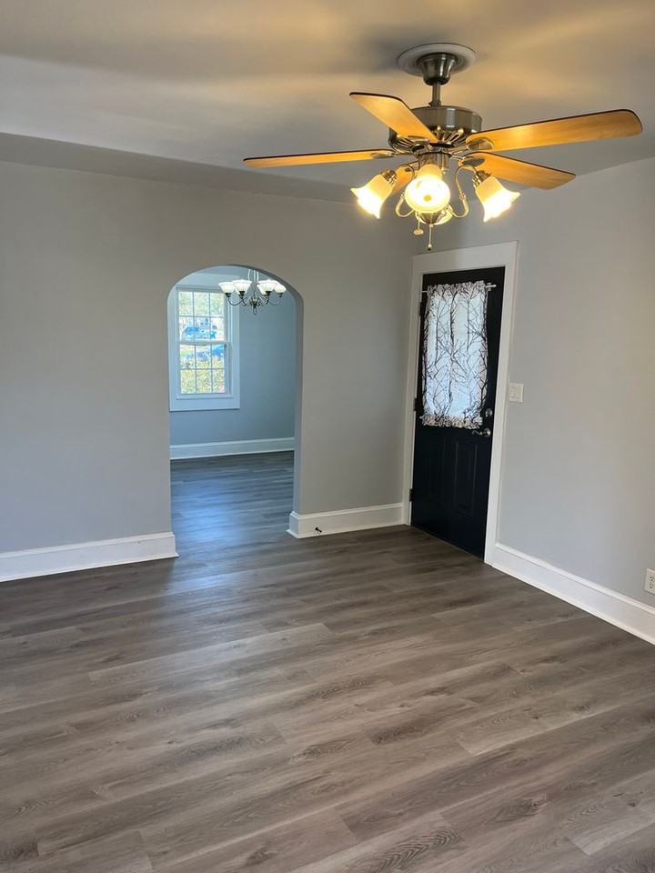 2176 Harrison St - Photo 3 of 21
