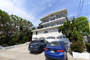 featured image of 220 W Canada