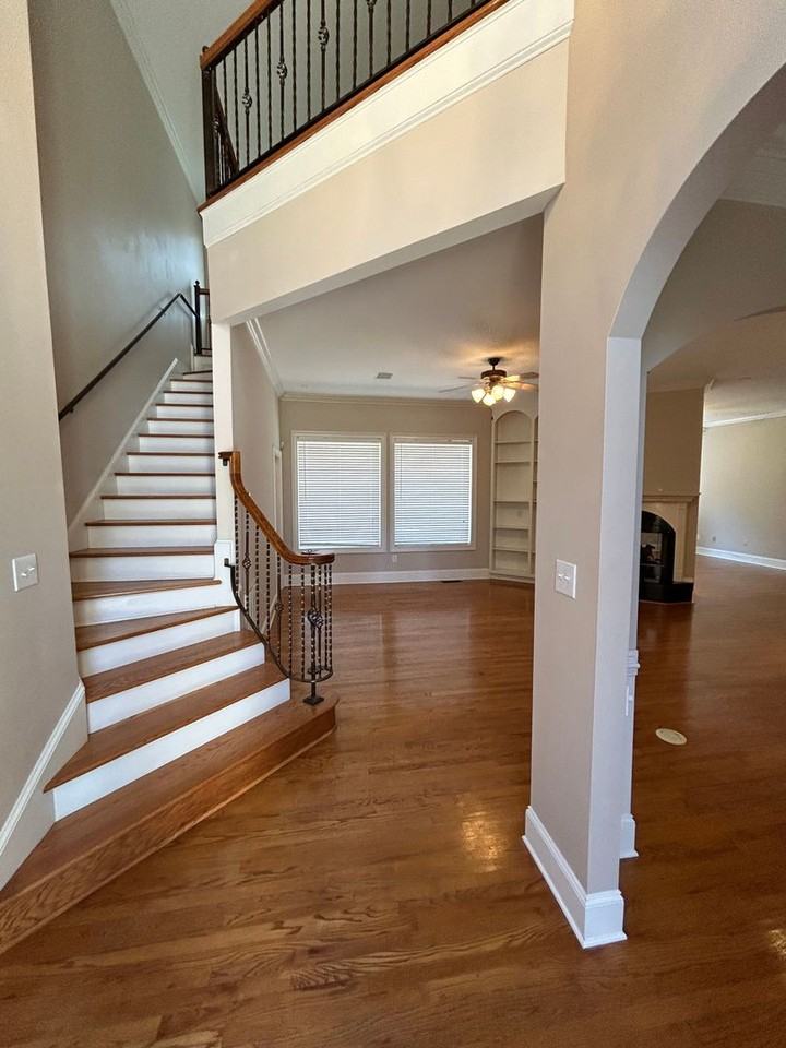 216 Rollingwood Cir Nw - Photo 3 of 49