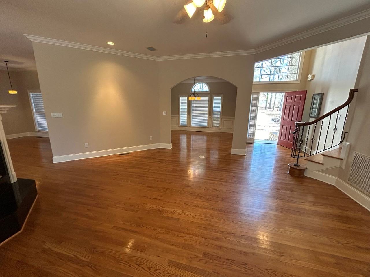 216 Rollingwood Cir Nw - Photo 5 of 49