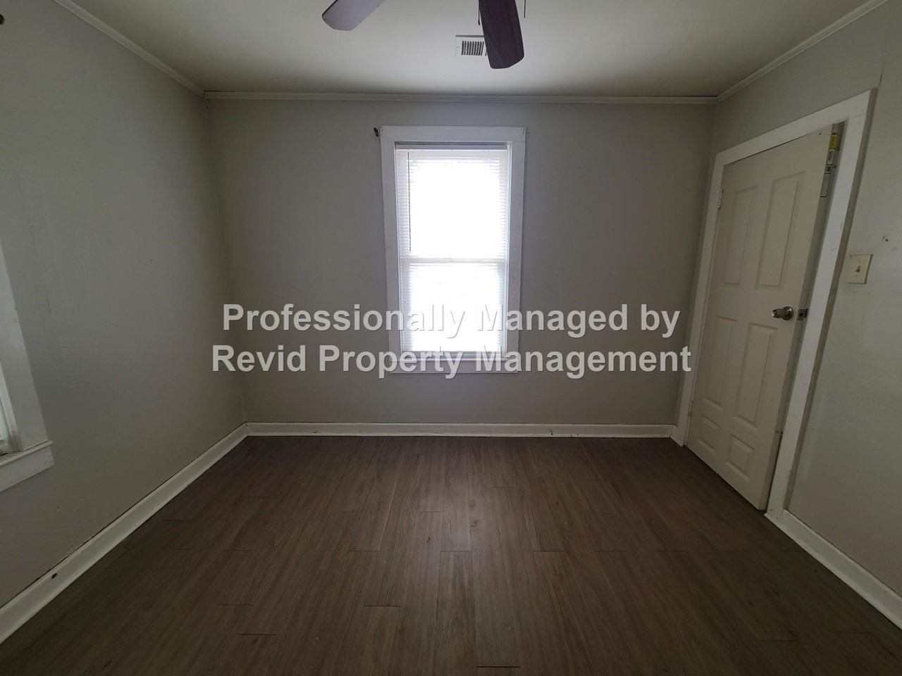 3068 Harvester Ln E - Photo 7 of 14