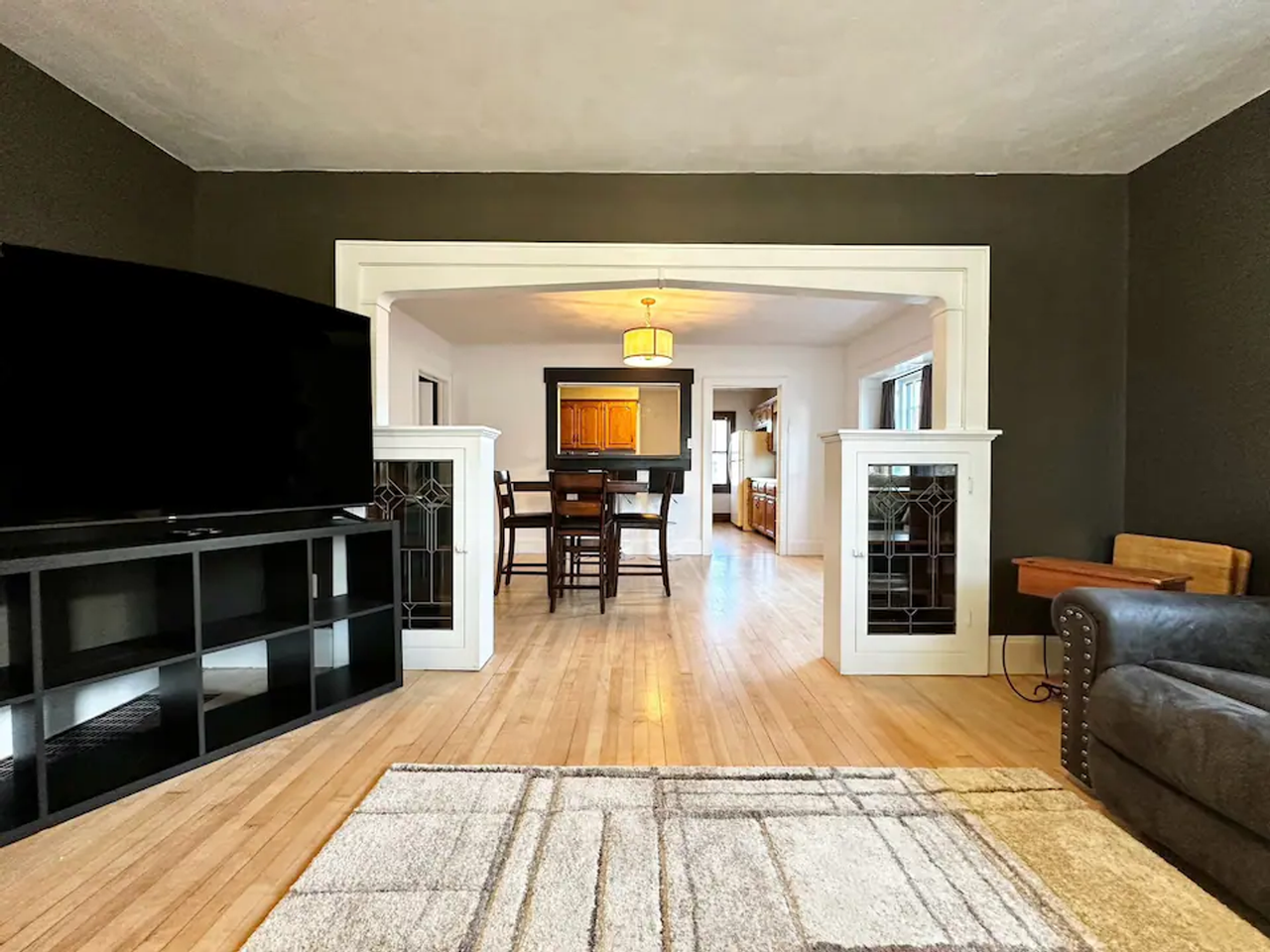 312 N Ashland Ave - Photo 2 of 28