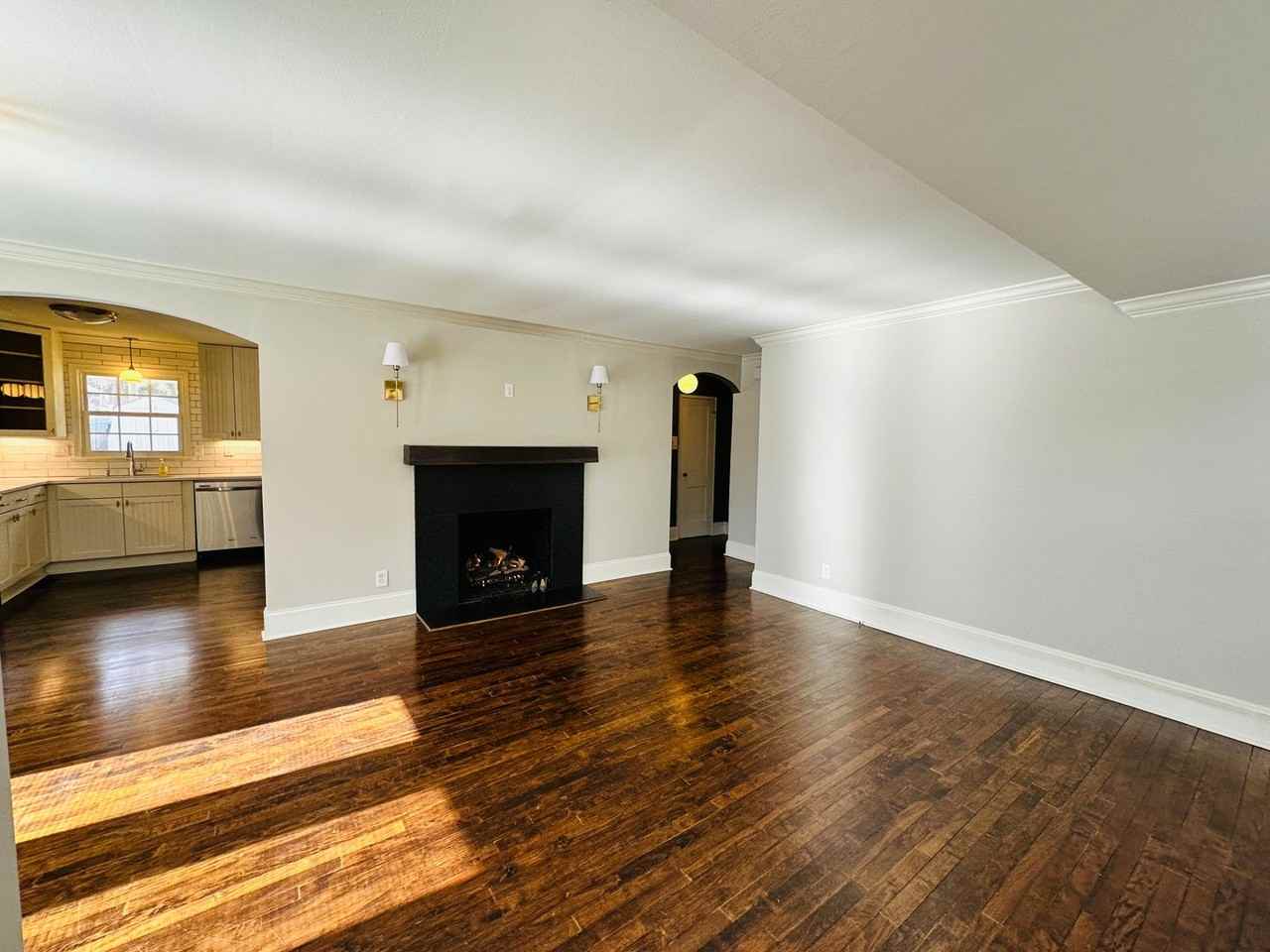 4628 General Pershing Dr - Photo 2 of 24