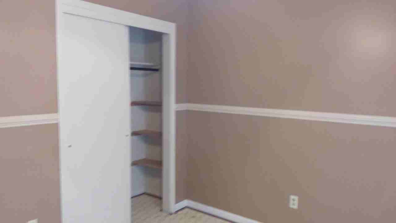 10013 N Harrison Dr - Photo 6 of 50