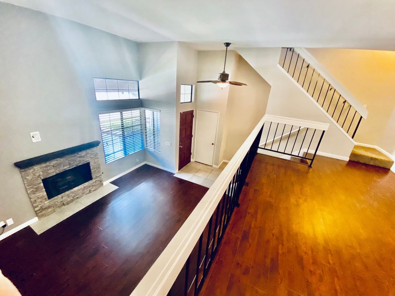 3664 Mission Mesa Way - Photo 4 of 14