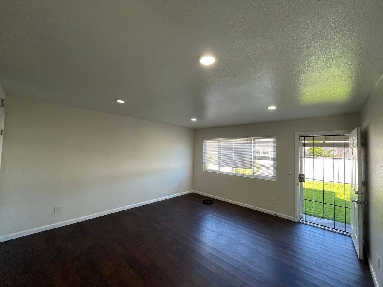 459 Ranker Place - Photo 3 of 11