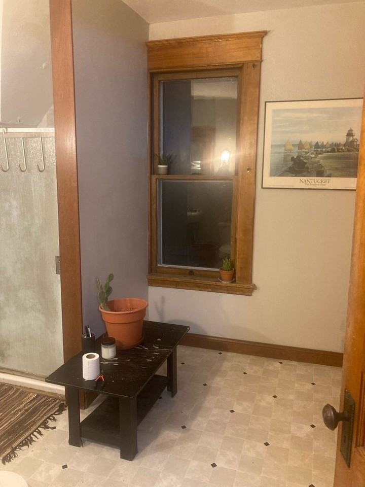 1618 Selby Ave - Photo 3 of 12