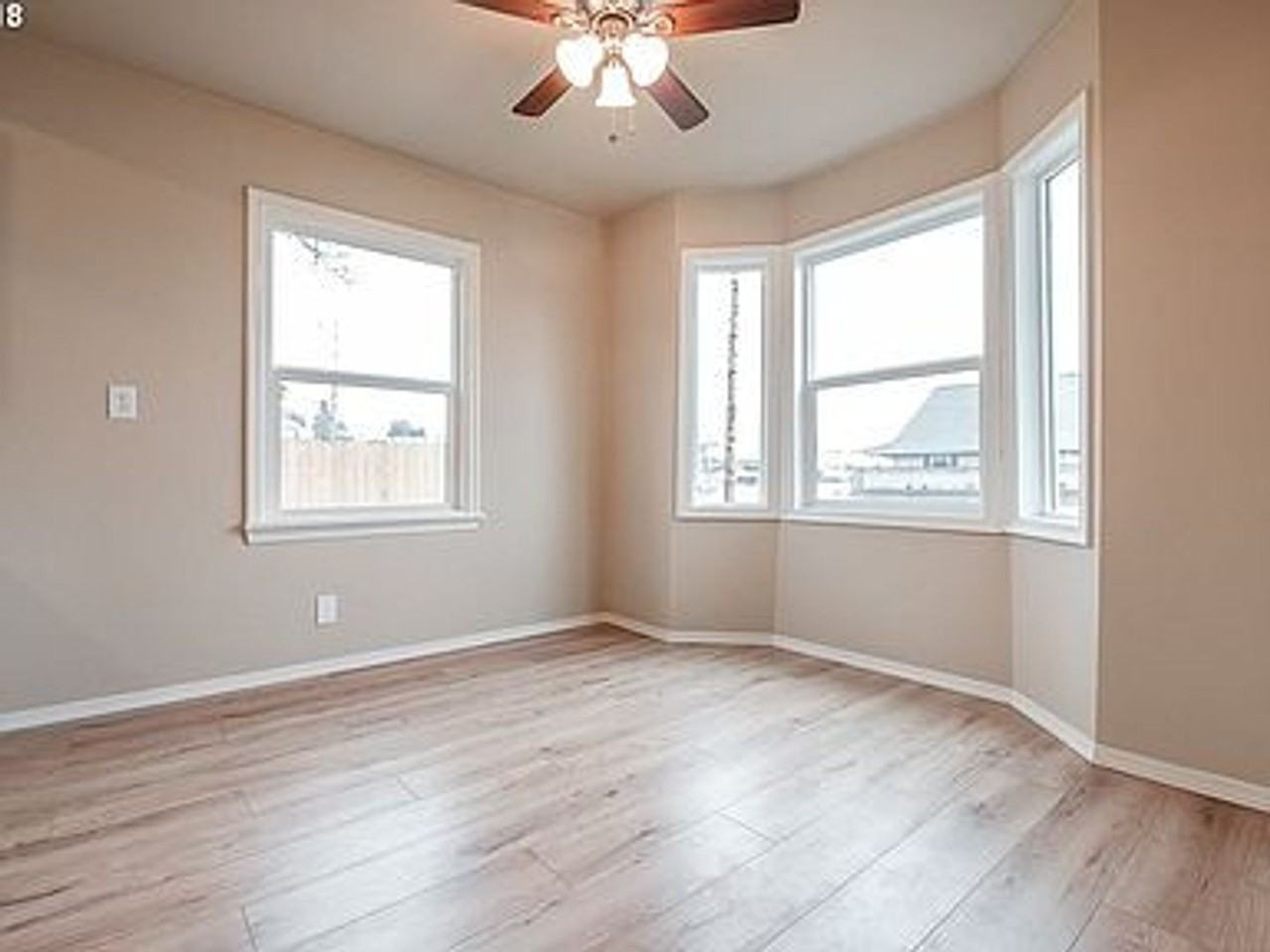 4105 Silverton Rd Ne - Photo 5 of 14