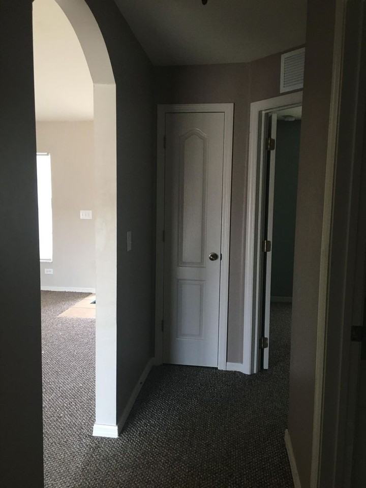 2612 Ne 5th Pl - Photo 7 of 13