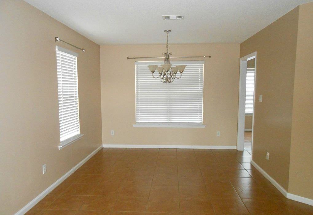 3749 Old Pine Rd - Photo 7 of 20