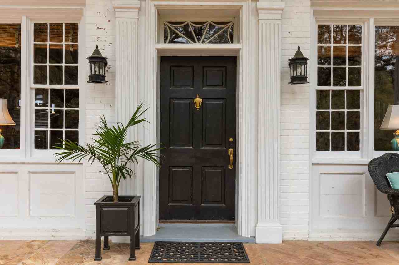 4136 Ashley River Rd - Photo 6 of 50