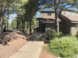 featured image of 5707 N Villa Cir