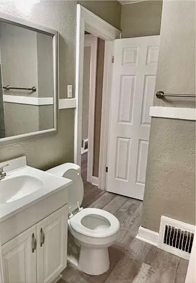 5015 Michigan Ave - Photo 5 of 11