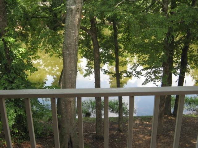 154 E University Dr - Photo 4 of 4