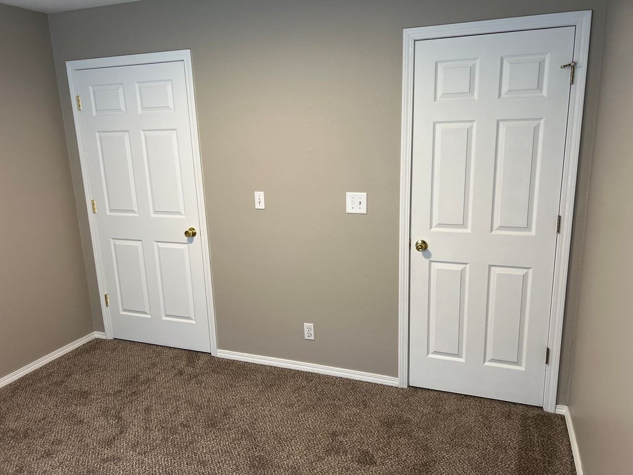 1752 S Fisk Ave - Photo 5 of 11